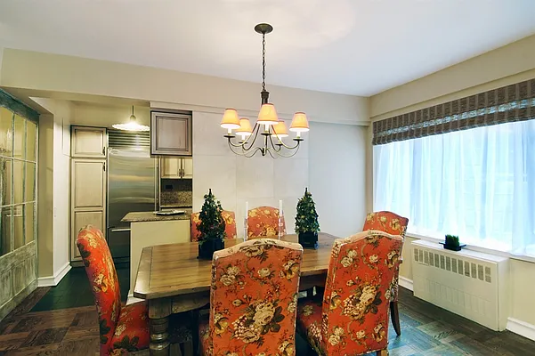 Sold by Corcoran | media 14