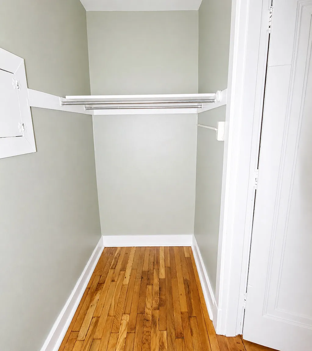 1 bed, 706 sqft, $1,249 — Photo 3