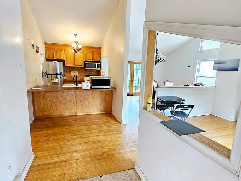 12 Nord Park Blvd — Photo 8