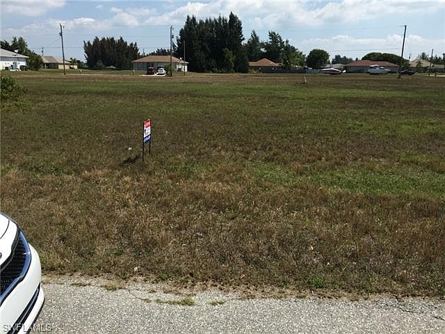 2nd image of 113 SW 22nd Ave