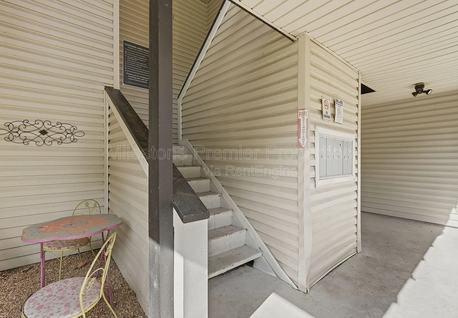 2 bed, 1.5 bath, 1287 sqft, $1,135 — Photo 4