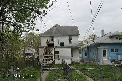 2nd image of 415 S Kentucky Ave