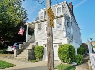 384 Davis Ave, Staten Island, NY 10310