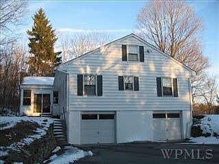 2nd image of 1 Hennessey Ln