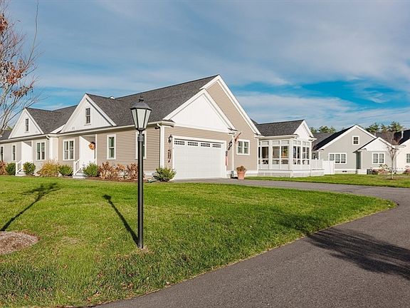 4th image of 4 Sarahbeth Ln #1