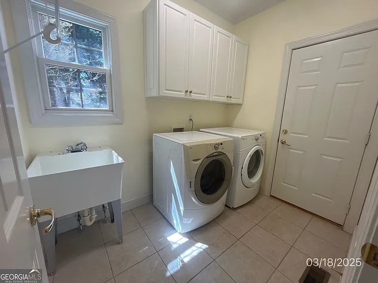 612 Banbury Ct — Photo 27