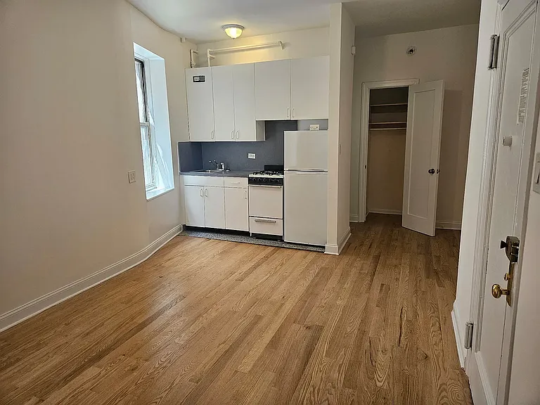 417 W 120th St #2Z — Photo 1