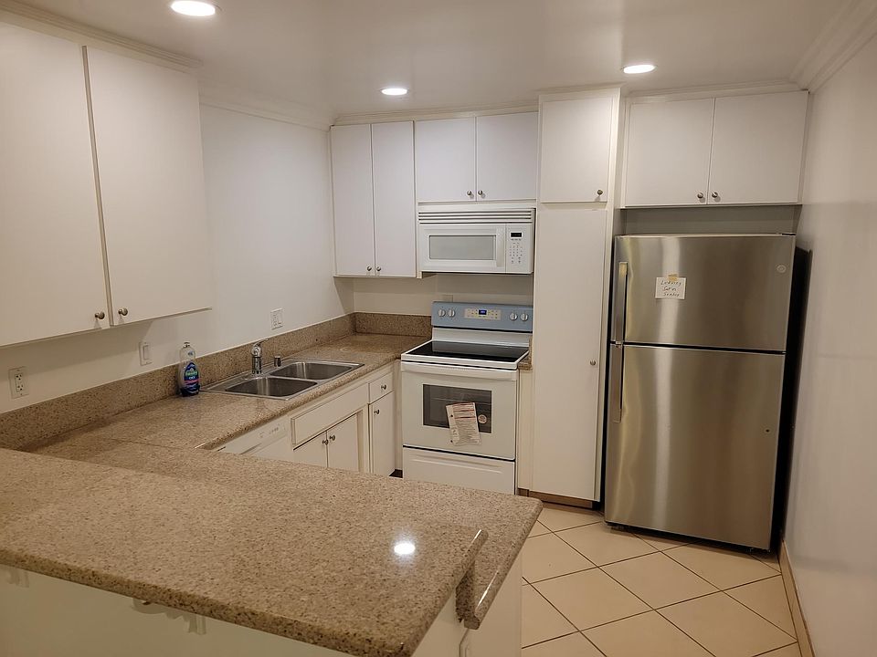 827 2nd St APT 207, Santa Monica, CA 90403 | Zillow