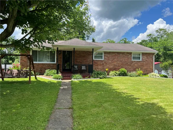25 Veltri Dr, Washington, PA 15301
