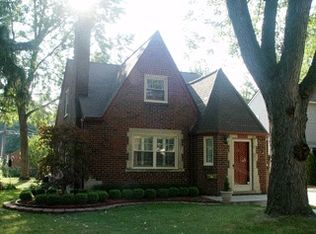 9824 Cranston St, Livonia, MI 48150