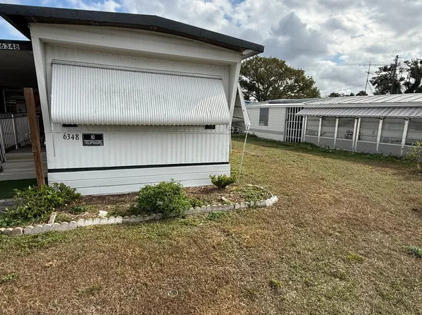 6348 New York St, Zephyrhills, FL 33542