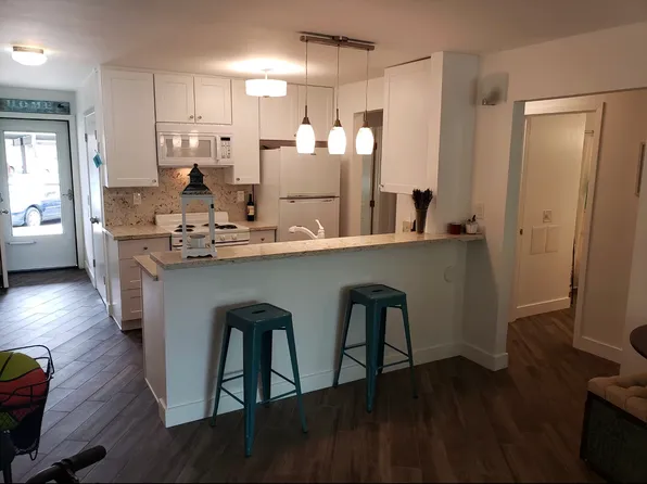 371 E Surfside Dr #371, Pt Hueneme, CA 93041