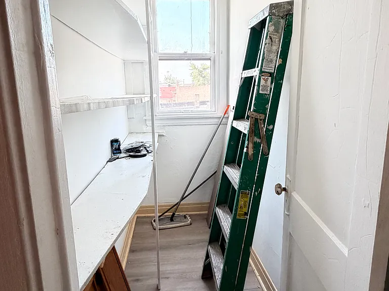 4334 S Western Ave #2 — Photo 7