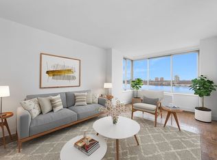 200 Riverside Blvd APT 7A, New York, NY 10069