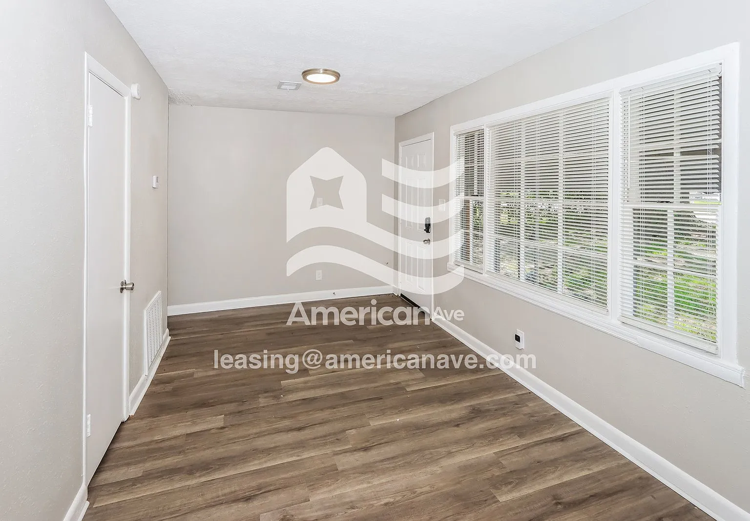 4 bed, 2.0 bath, 1446 sqft, $1,207 — Photo 4