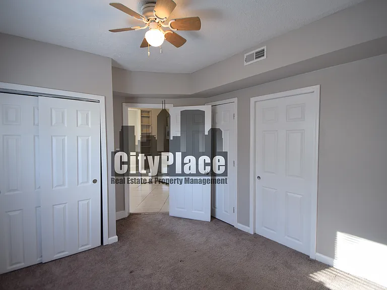 674 S 13th St — Photo 11