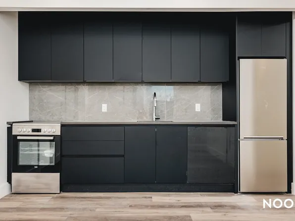 26 Quincy Street image 2 of 13