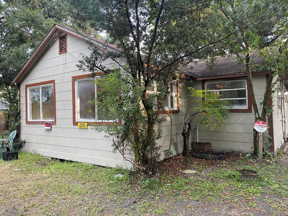 1st image of 2524 50th Ave N