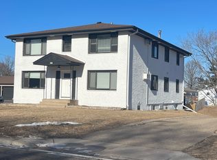 2075 Hillview Rd APT 2, Saint Paul, MN 55112