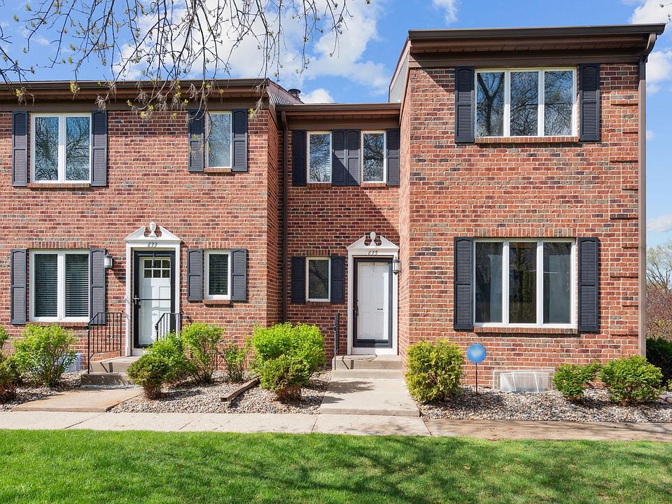 1st image of 635 Maple Park Dr