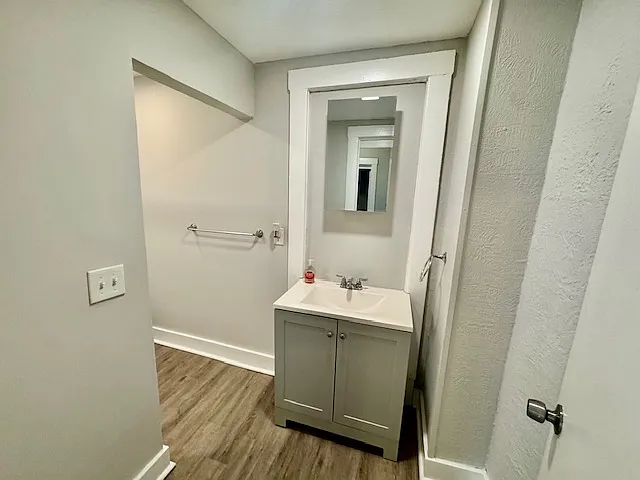 2020 Corning Ave #1 — Photo 11