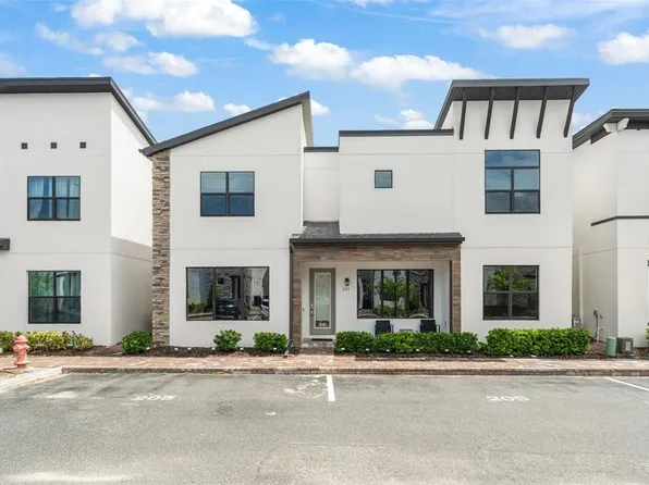 205 Villa Domani Cir #62, Davenport, FL 33896