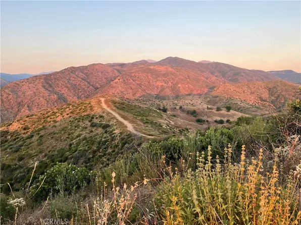 10 Williams Canyon Rd, Silverado, CA 92676