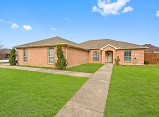 1510 Millbrook Dr, Midlothian, TX 76065