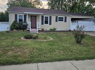 12231 Fleetwood Pl, Maryland Heights, MO