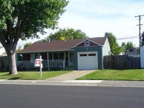 2nd image of 437 11th St