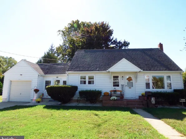 42 Church St, Woodstown, NJ 08098