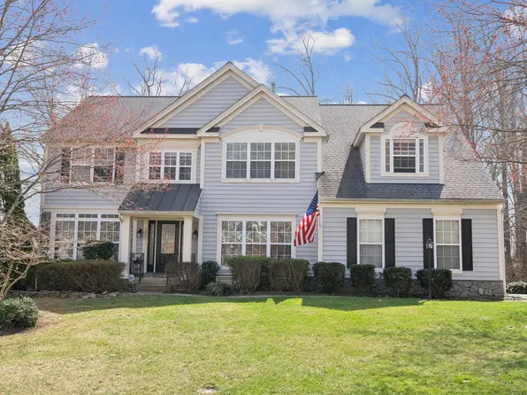 7833 Elsinore Dr, Manassas, VA 20112