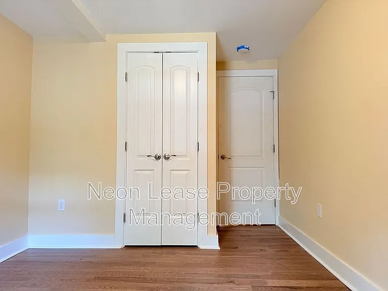 107 NW Front St — Photo 7