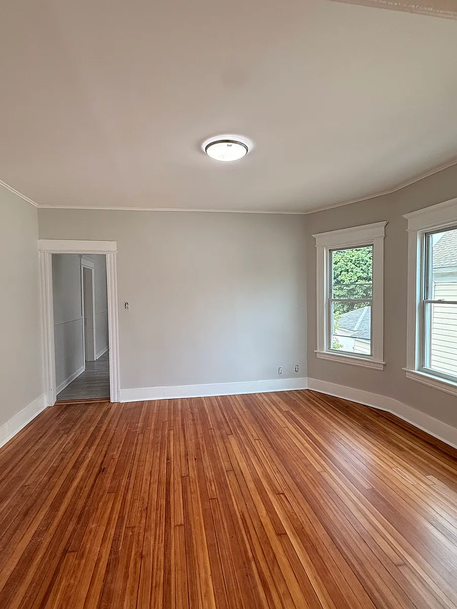 Building Photo - 62-64 Porter St #2