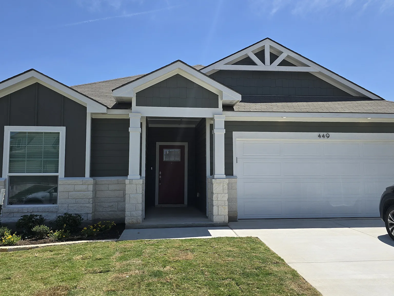 4 bed, 1783 sqft, $2,350 — Photo 2