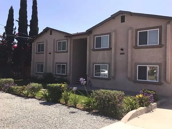 3530 Helix St #8 — Photo 1