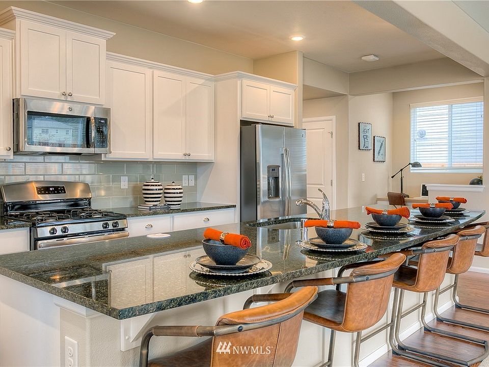 1st image of 3132 Gladiator Street NE #31