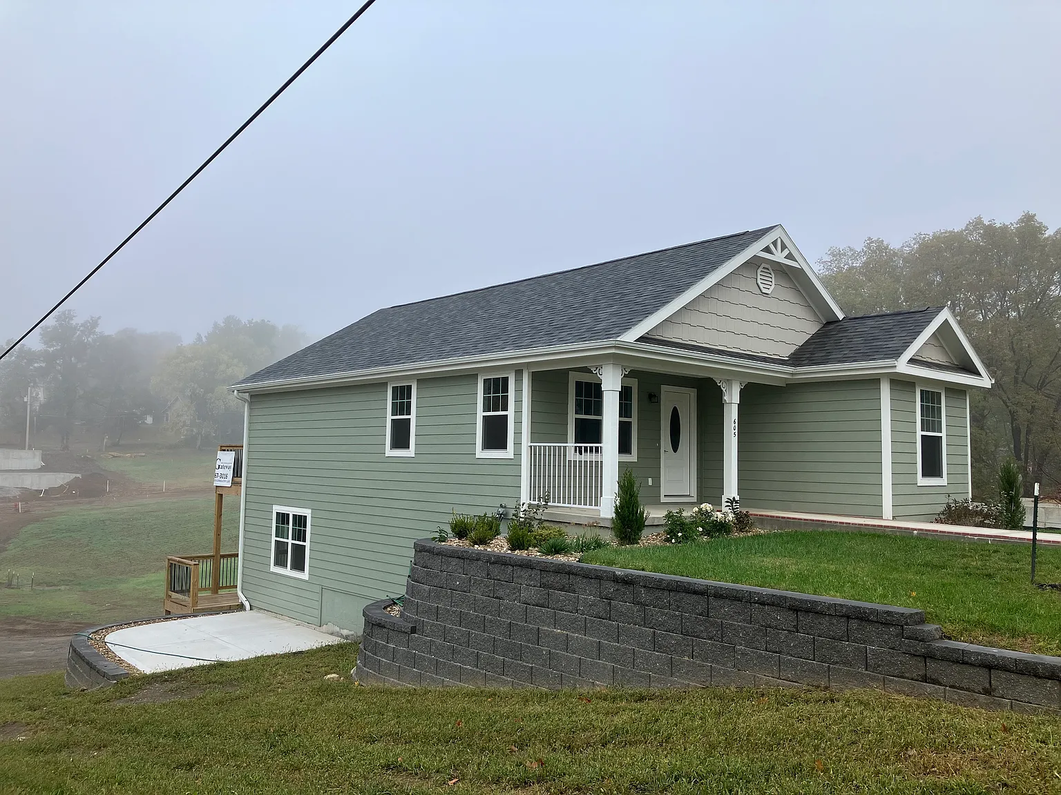 7 bed, 2320 sqft, $3,000 — Photo 2