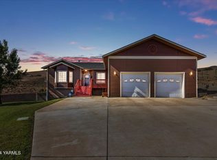 1211 Summerset Dr, Yakima, WA 98901