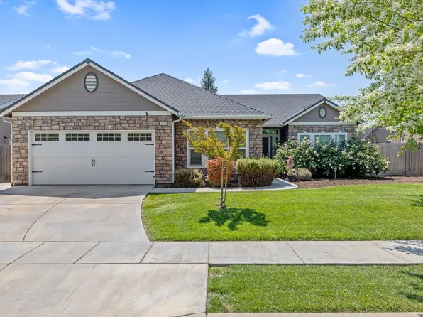 2603 E Harbor Island Avenue, Tulare, CA 93274