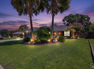 6716 Hallendale Dr, Pensacola, FL 32526