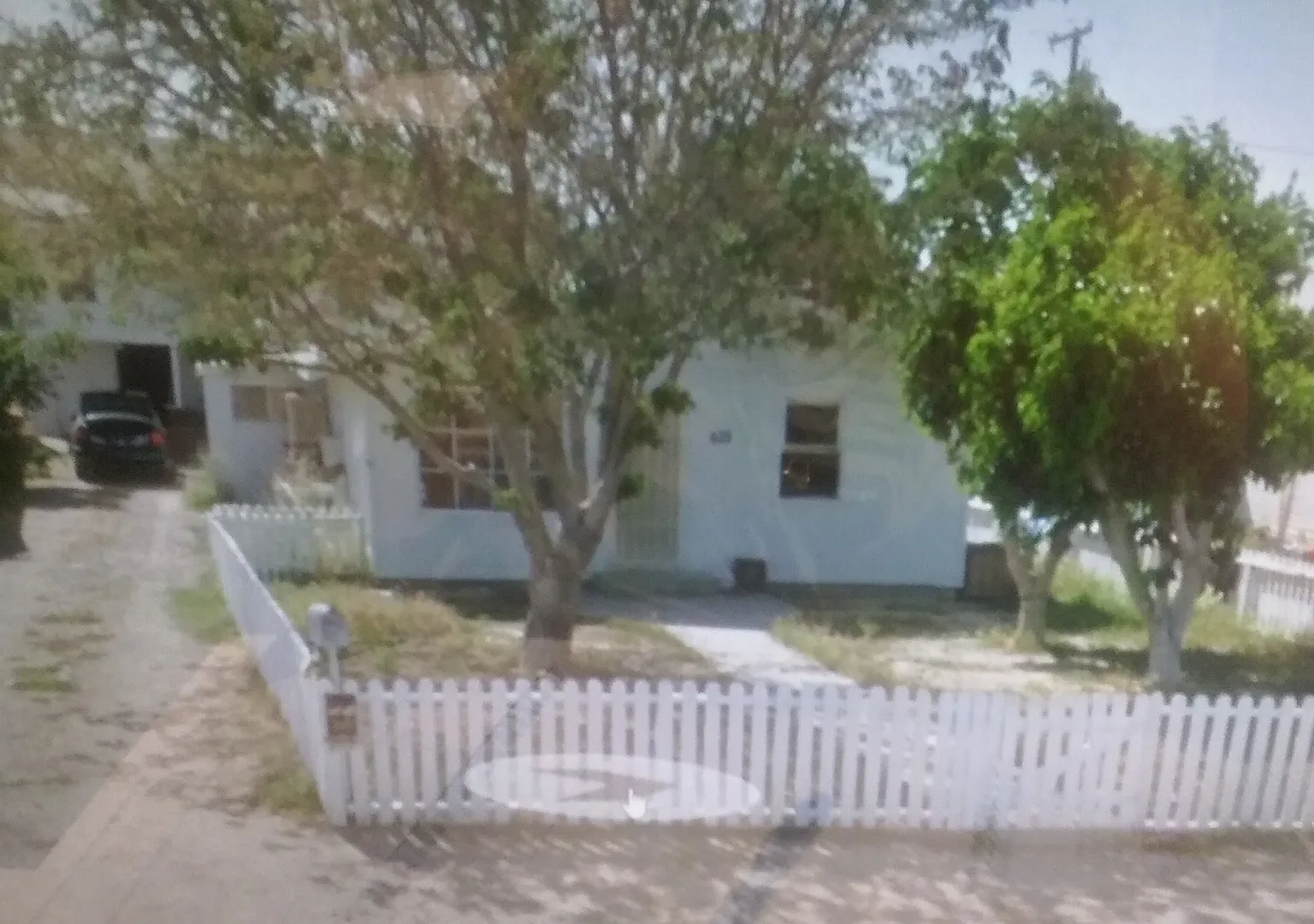 Available Now 3 Bed 1 Bath In Taft Ca — Photo 3