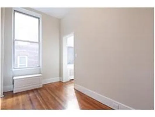 Rented by Douglas Elliman | media 16