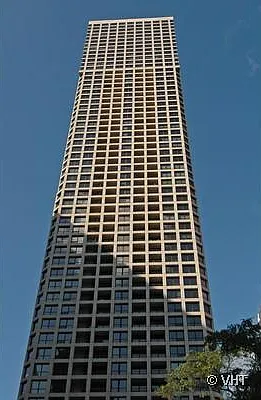1030 N State St #25F — Photo 3