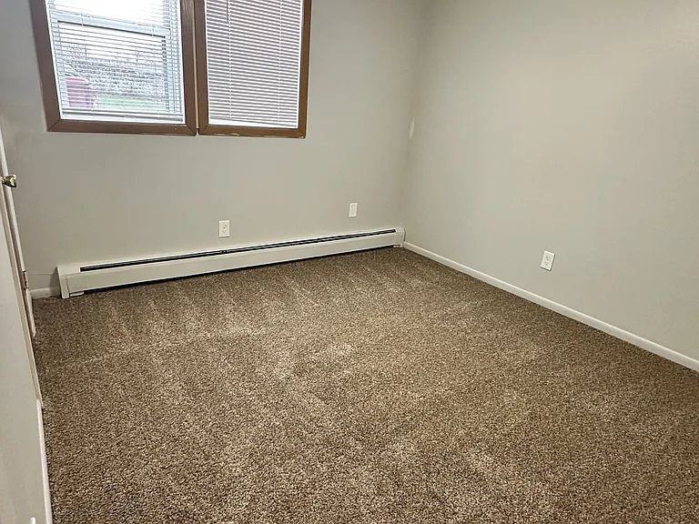 Eastview Apartments — Photo 9