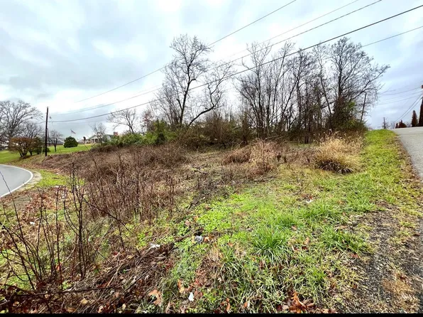 8914 Scott Hill Dr, Catlettsburg, KY 41129