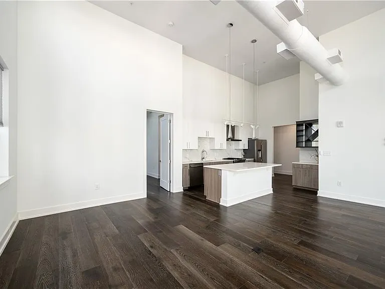 775 Juniper St NE #605 — Photo 8