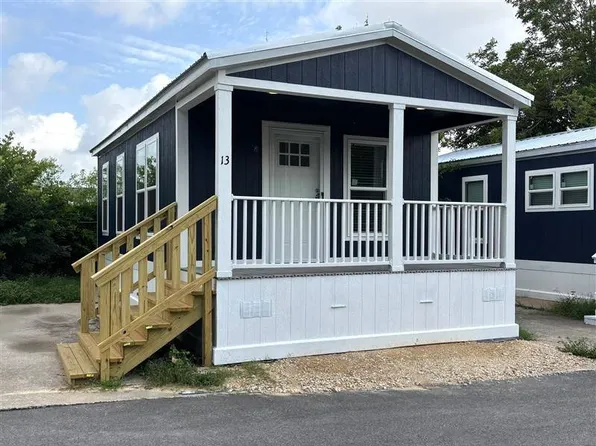 13 La Posada Dr, Austin, TX 78744
