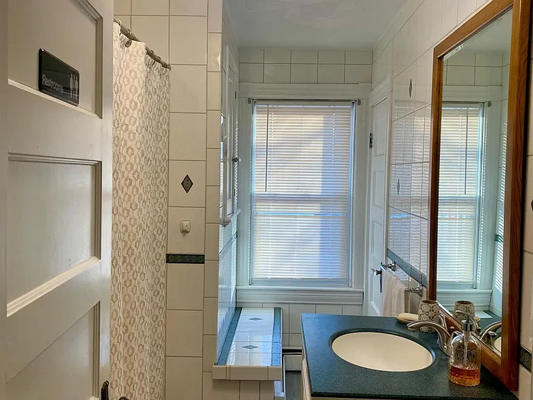 25 W Warwick Ave — Photo 37