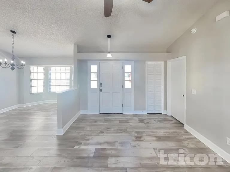 2354 Abalone Blvd — Photo 2
